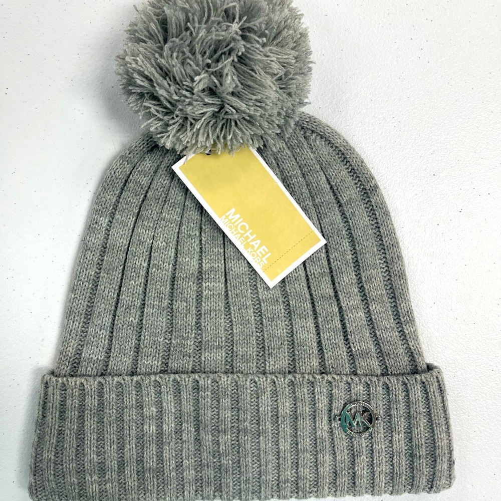 NWT Michael Kors beanie